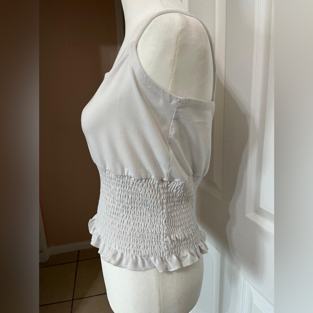 💙White tank Top - Picture 3 of 11